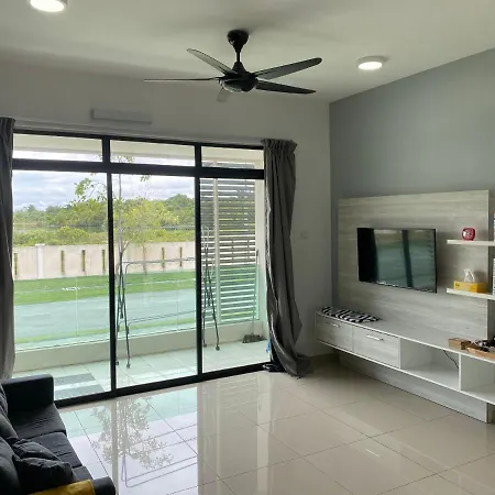 The Meadow Park 4R4B Apartment Kampar Exterior photo