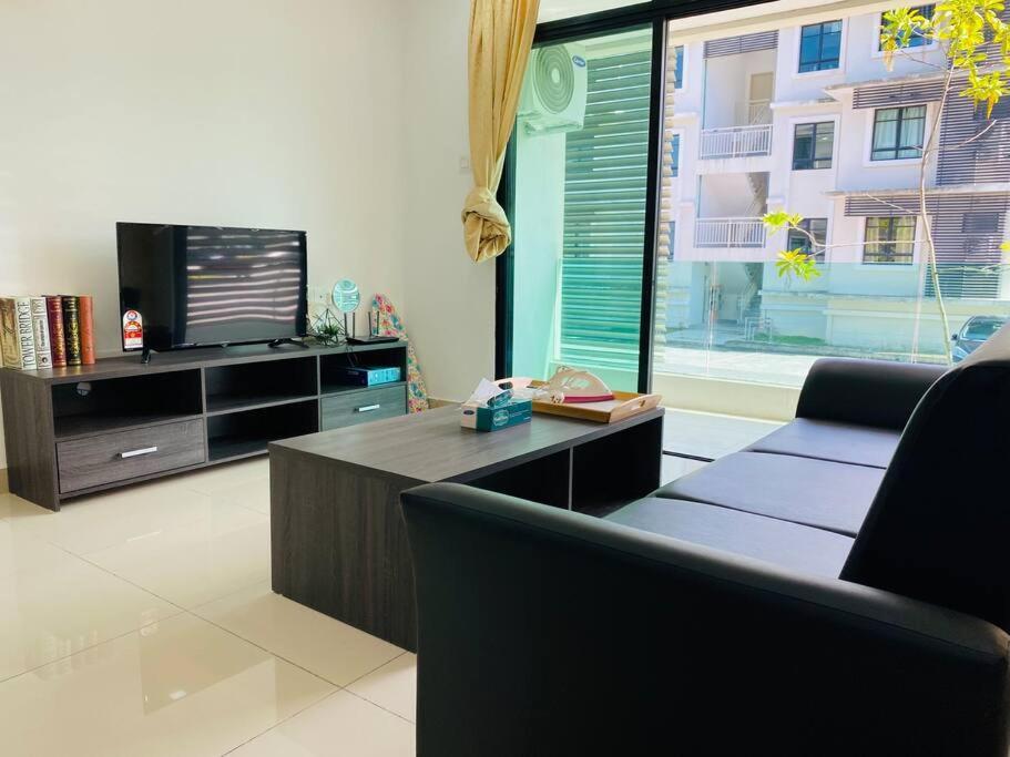 The Meadow Park 4r4b Apartment